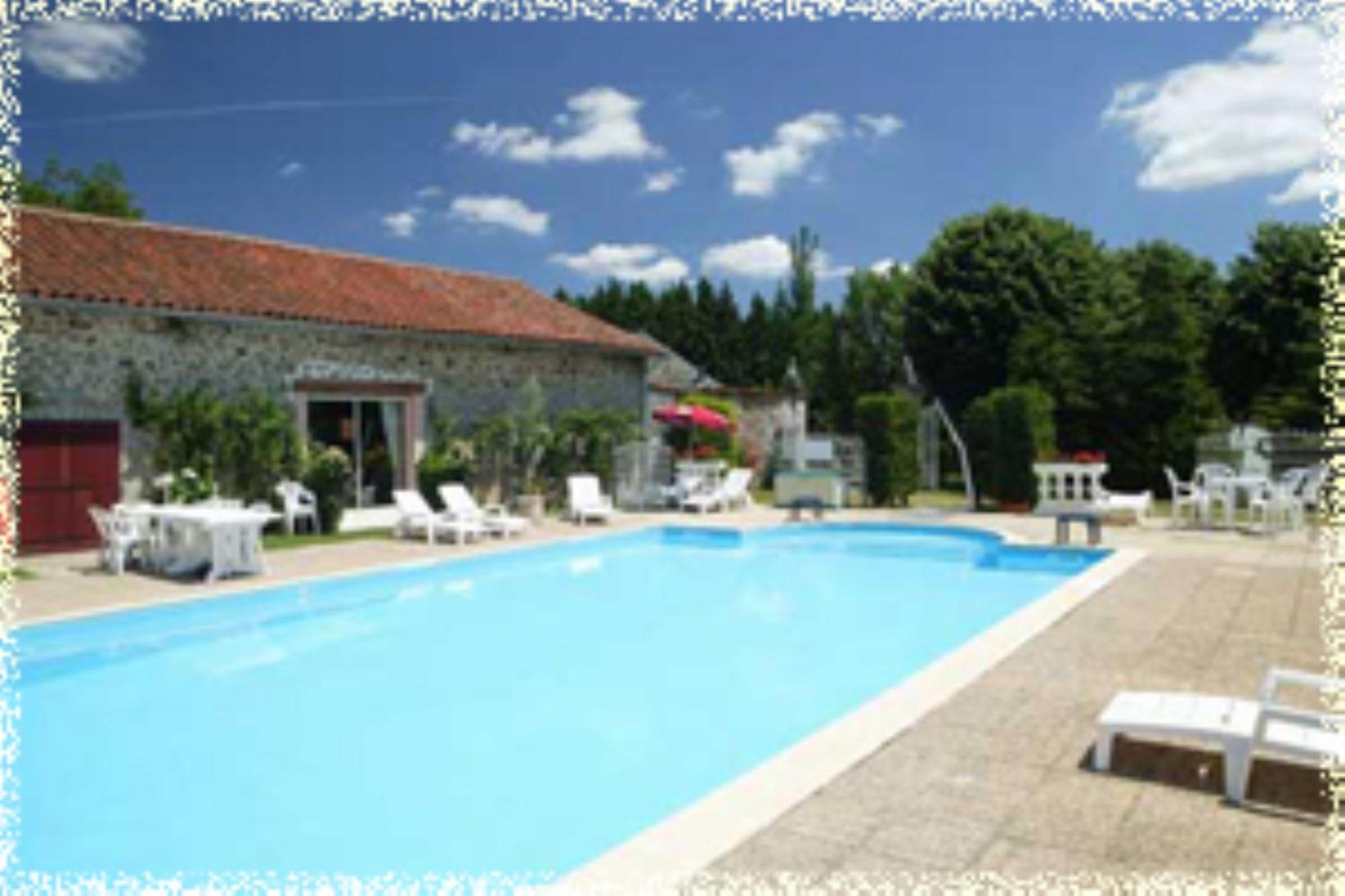 Hotellerie De Plein Air Camping Leychoisier Bonnac-la-Cote Екстер'єр фото