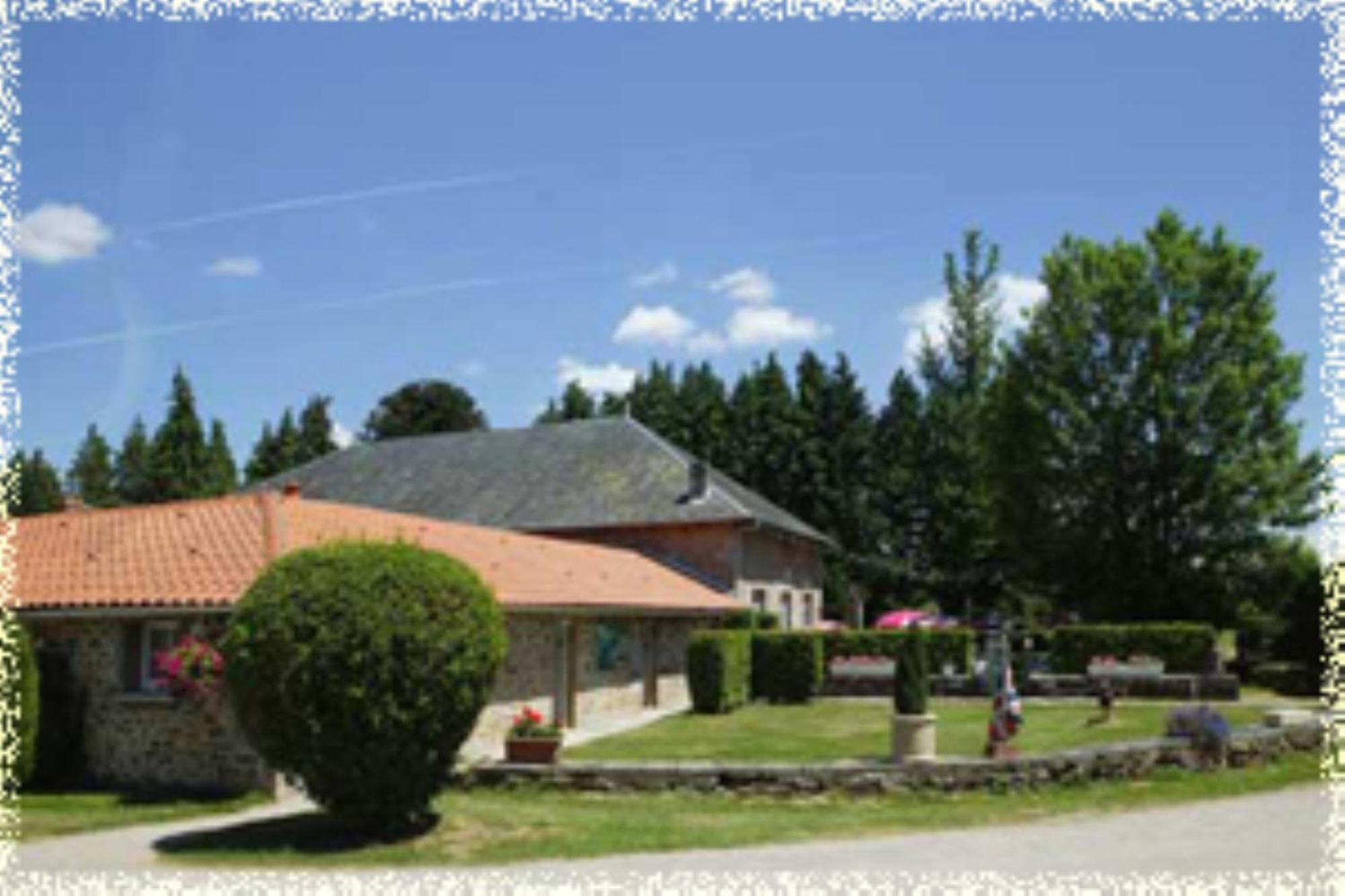 Hotellerie De Plein Air Camping Leychoisier Bonnac-la-Cote Екстер'єр фото